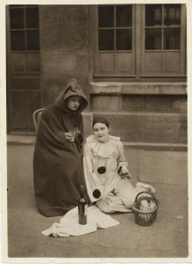 Unknown photographer, The picnic