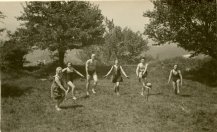 Unknown photographer, Group of people enjoying outdoor life #10