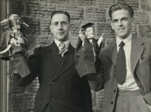 Daisy K. Smith, Two puppet players