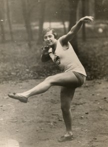 Igor Kotelnikov, Athlete in action