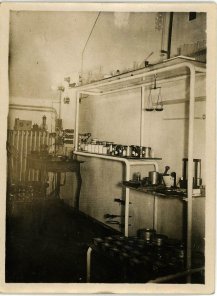 Unknown photographer, His or her lab (4 photos)