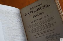 Jhan, L.-F, Dictionnaire d\'astronomie, de physique
